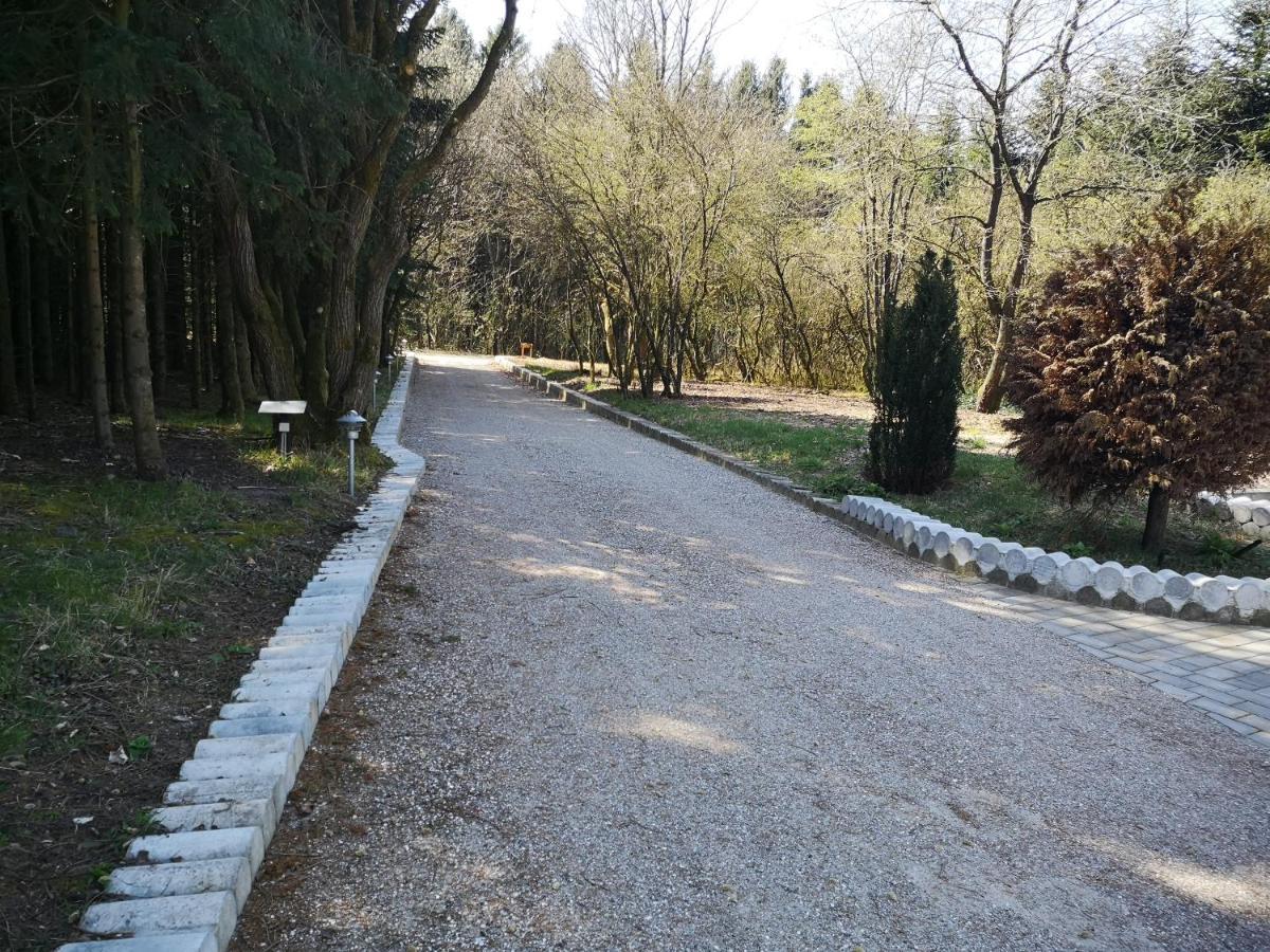 Billund Holiday - Assengaard B & B Give Exteriör bild